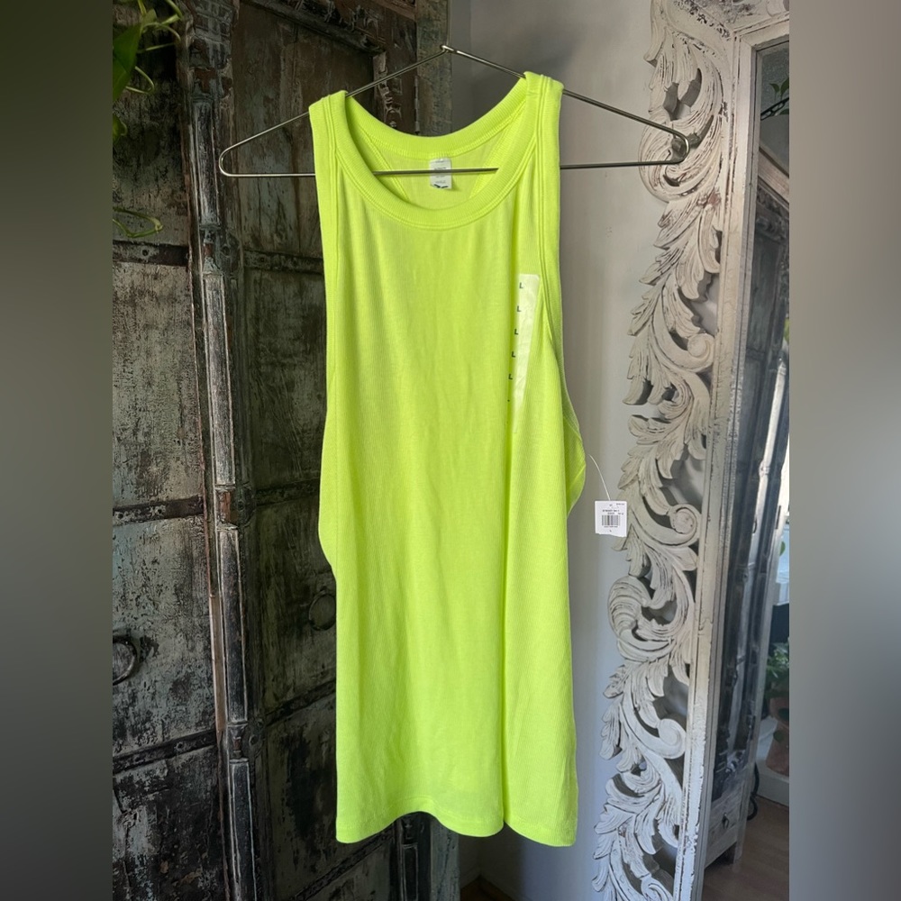 ❗️SOLD❗️NWT Old Navy Neon Racerback Tank